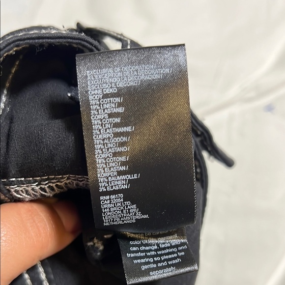 Anthropologie Black Cargo Pants with White Stitching - Picture 12 of 13